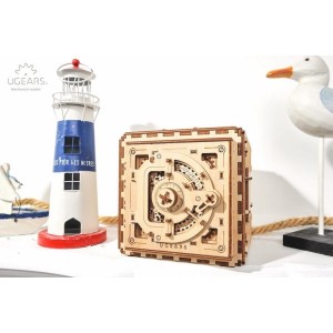 Coffre fort Ugears - Maquette en bois animée