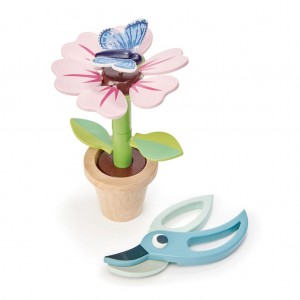 Pot de fleur et papillon avec secateur Pot de fleur et papillon avec secateur