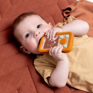 Téléphone en bois et silicone - Renard